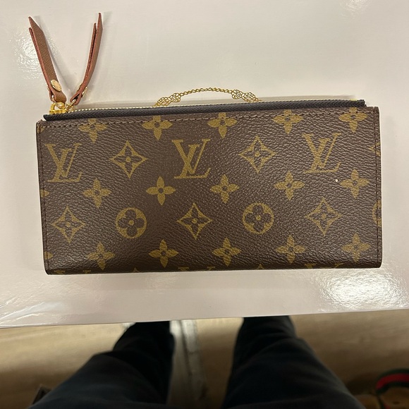 Louis Vuitton Classic Brown Monogram Wallet - Picture 1 of 2
